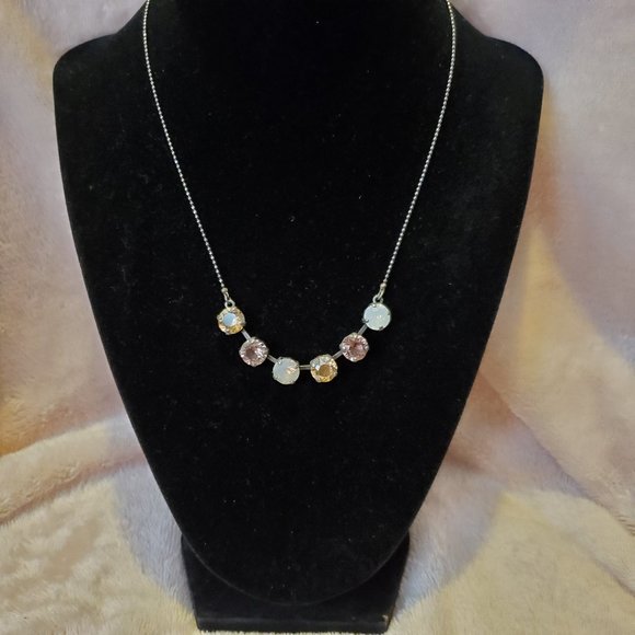 Sabika LYRICAL 6-Stone necklace W14 - Picture 5 of 8